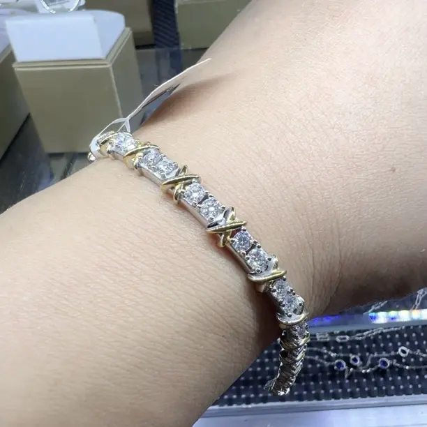 925银莫桑石手链 s925银镶嵌莫桑钻手链XY0001