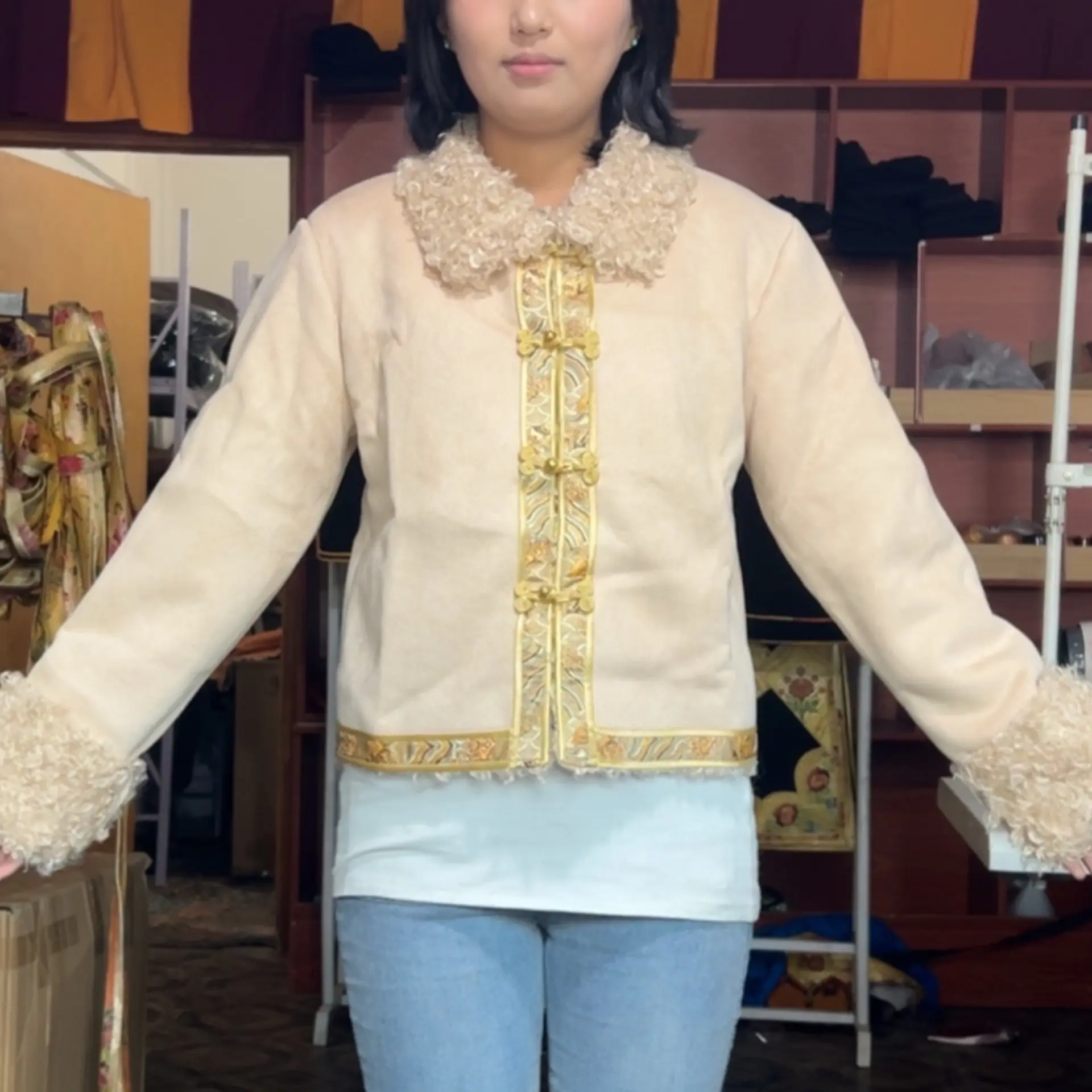 民族服饰藏式女款加厚加绒冬季外套