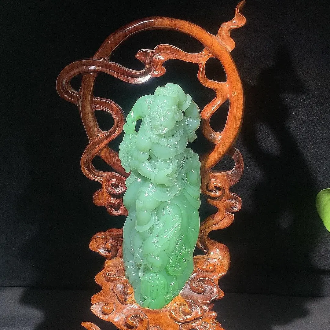 碧玉粉青猫眼雕刻降龙罗汉