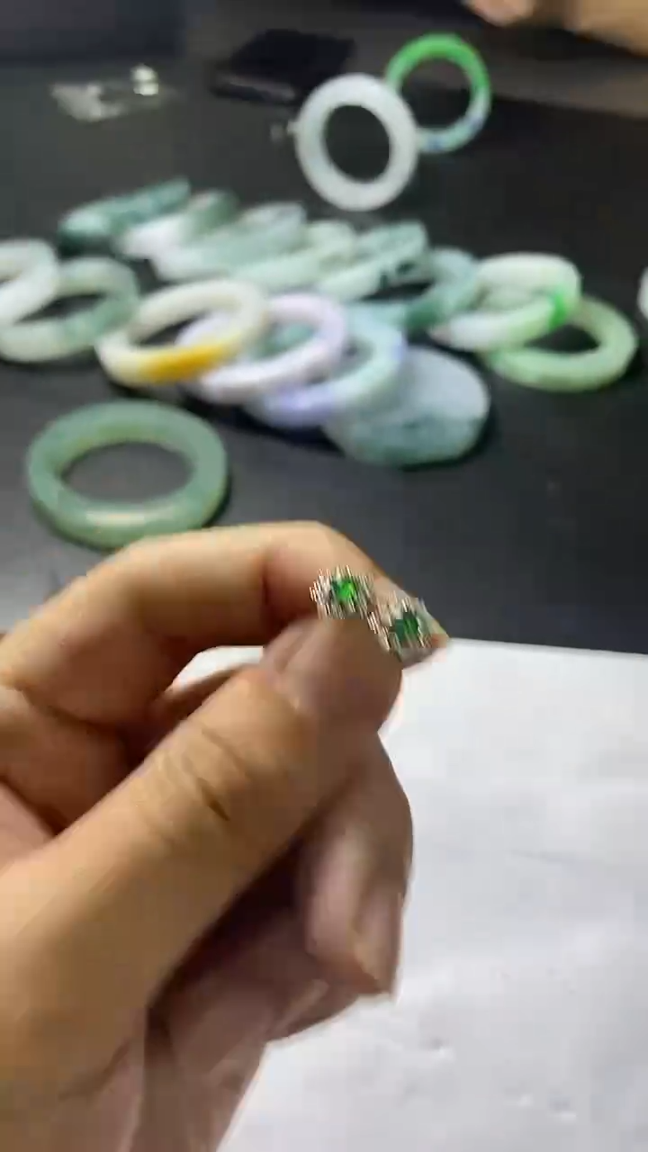 【闪购商品】翡翠耳饰未镶嵌耳钉多样性发一件