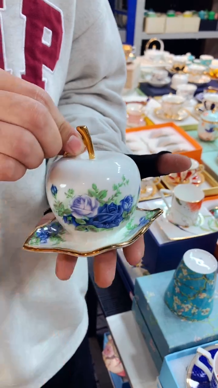 【闪购商品】新骨瓷11111