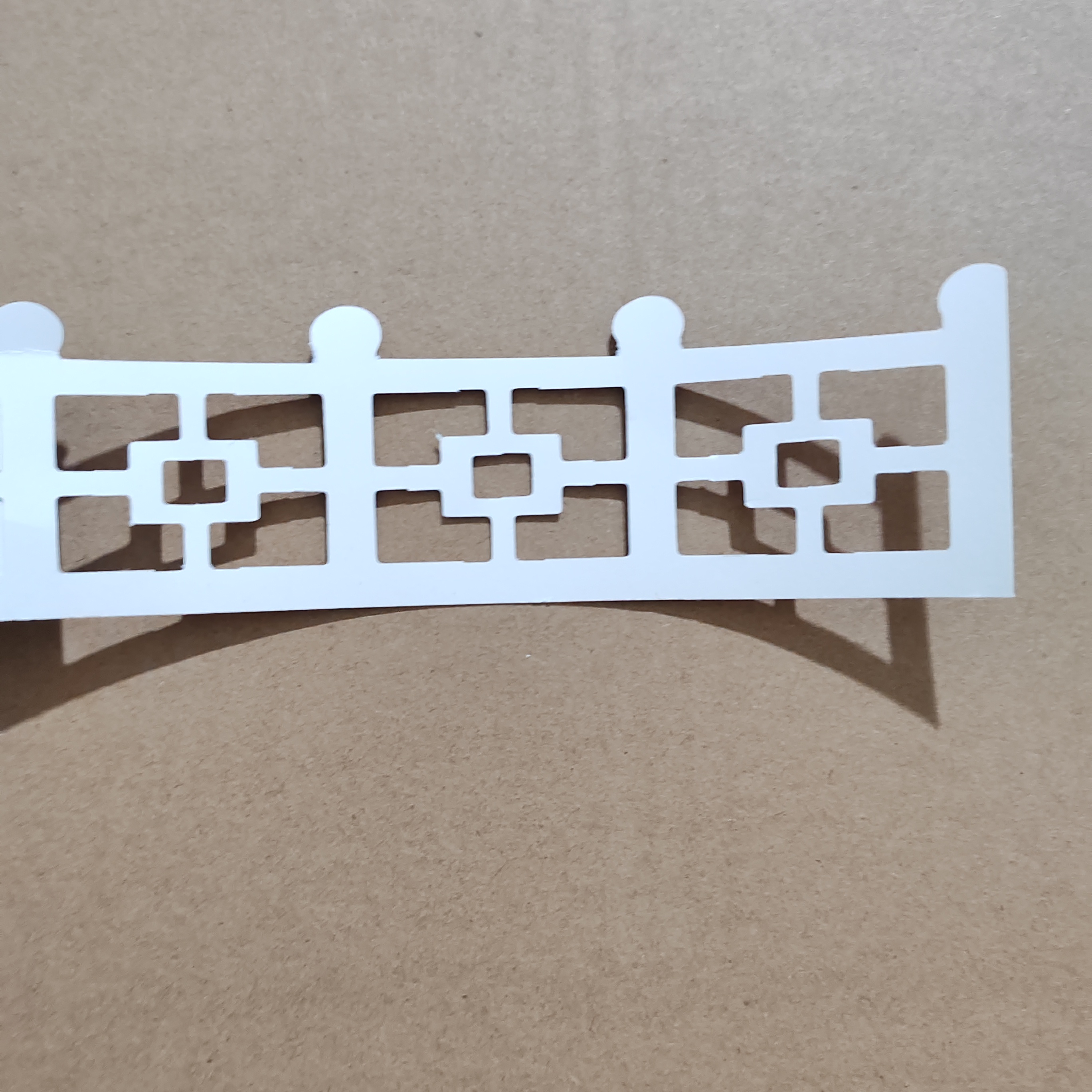 手工配饰中字围栏   长35厘米