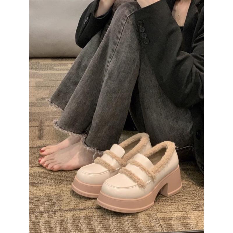 白色小皮鞋女款百搭季加绒厚底时尚防水台高跟毛毛鞋增高玛丽珍鞋