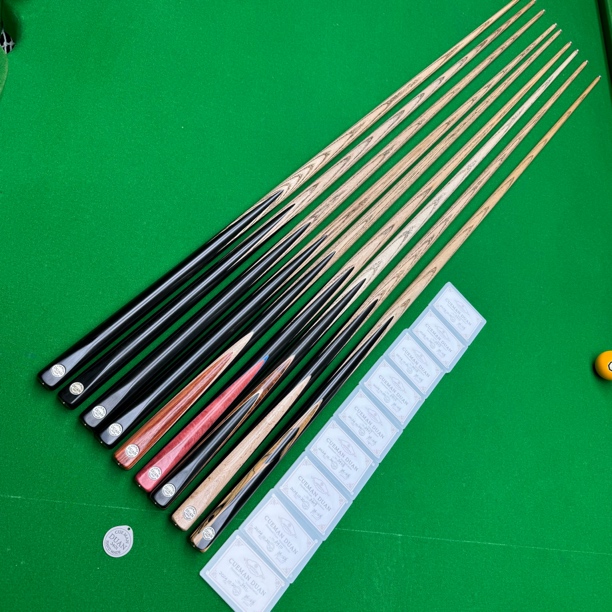 段氏球杆全新段氏黑牌中八参数小头杆梭鱼台球杆盒方牌