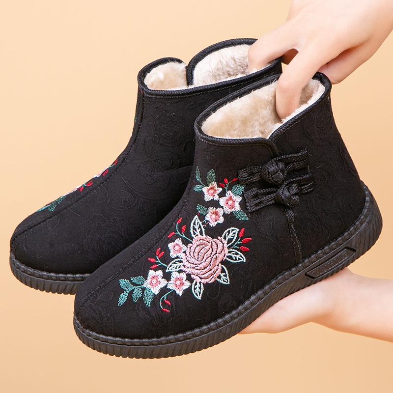 老北京布鞋女冬季新款加绒加厚保暖民族风绣花鞋棉鞋防滑短靴