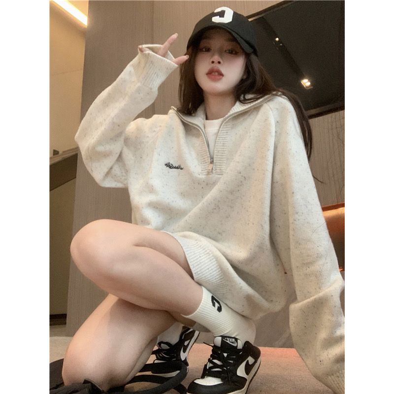 高级感半拉链毛衣女秋冬外搭上衣软糯白色设计感翻领针织衫宽松