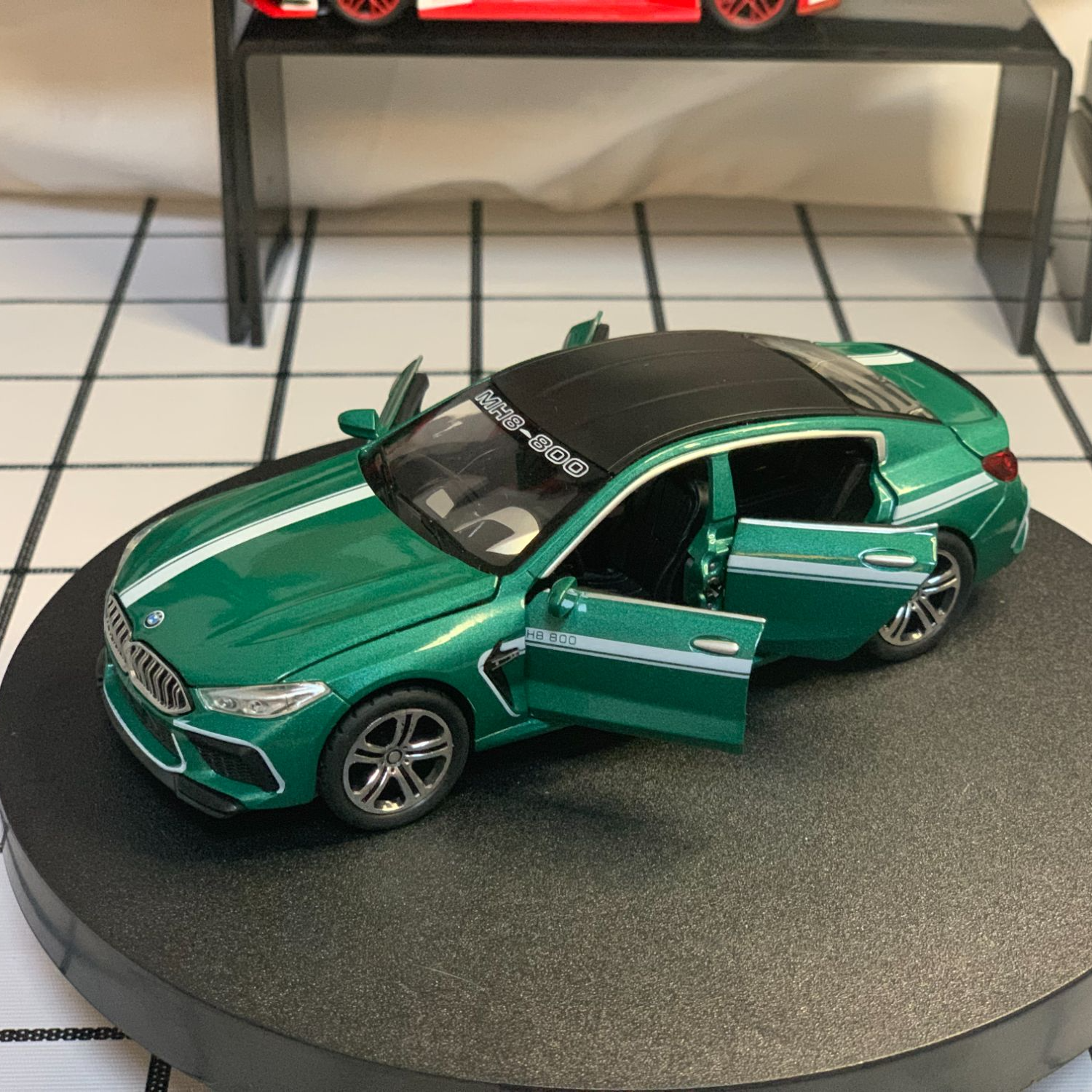 【安快甄选潮玩】1：32宝马 M8  合金车模