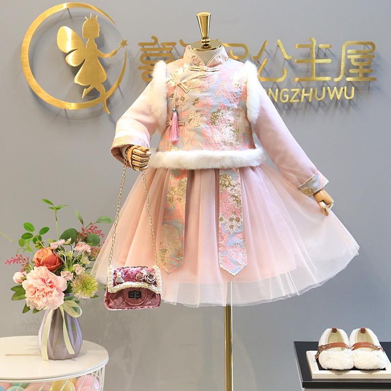拜年服女童套装2023冬新款宝宝过年服唐装古装汉服儿童新年连衣裙