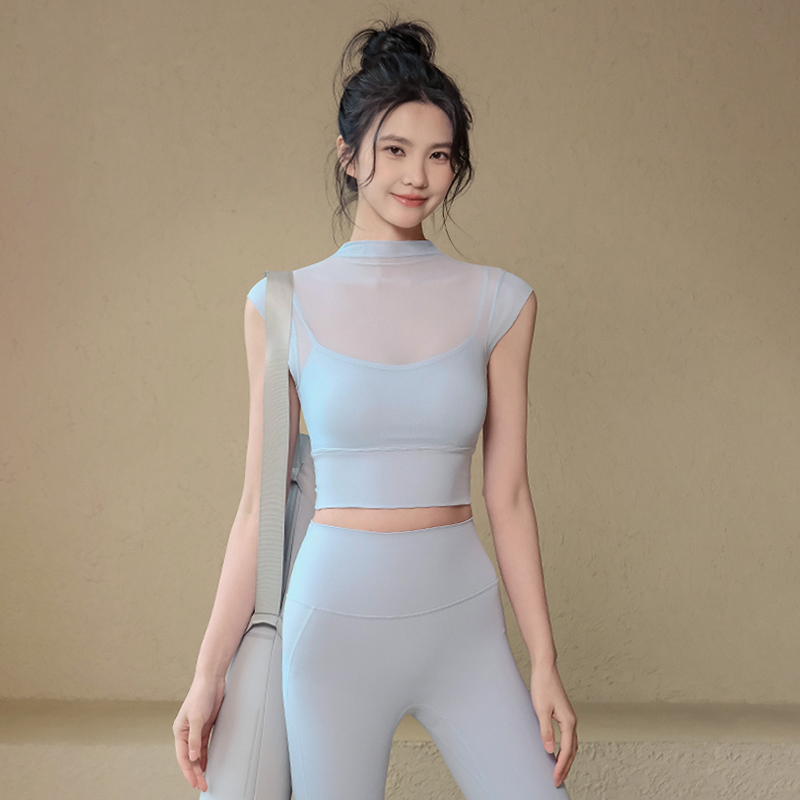 每刻瑜伽服套装女2024夏季新款带胸垫运动短袖网纱普拉提健身上衣