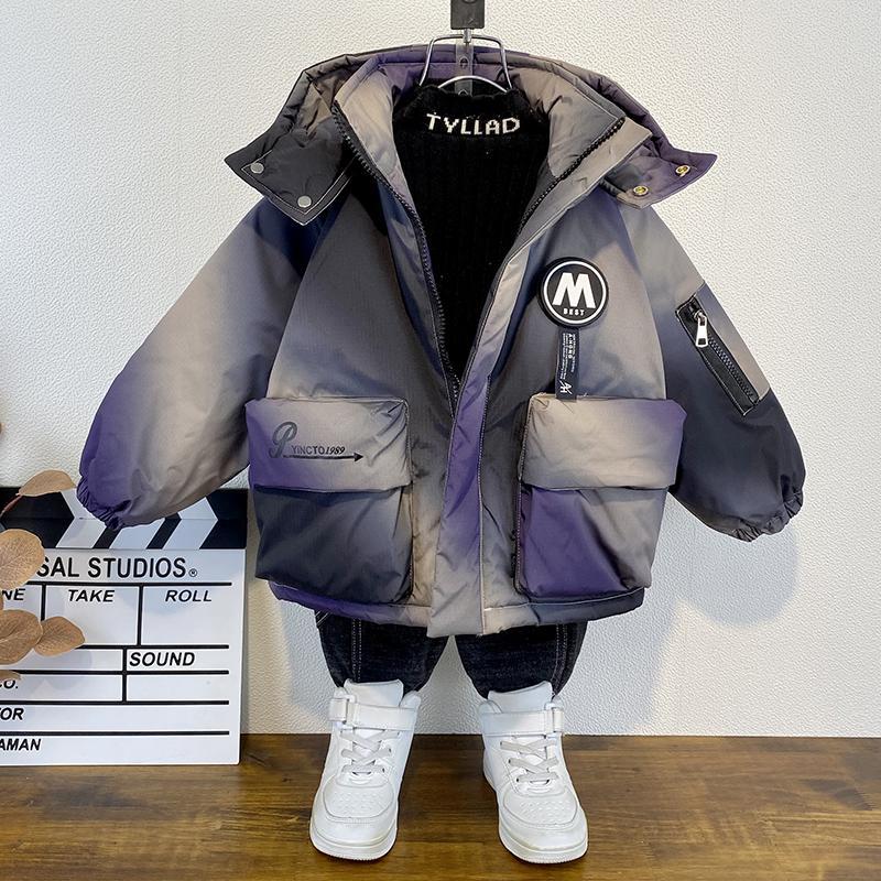 2023新款男童冬装加绒衣新款洋气儿童加厚服外套帅宝宝冬季派克服