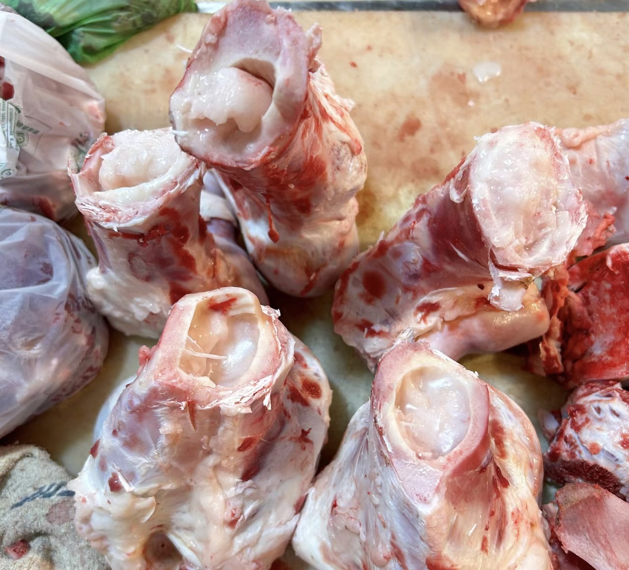 牛腿骨7.5斤左右