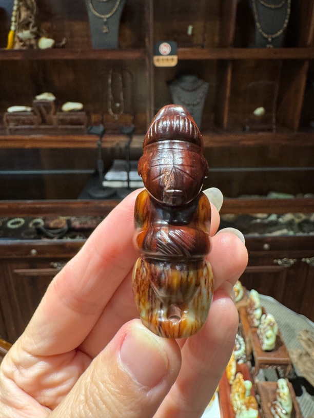 河磨玉仿古玉贵人