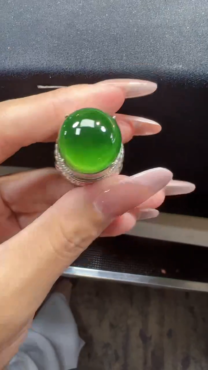 【闪购商品】定制翡翠未镶嵌蛋面1