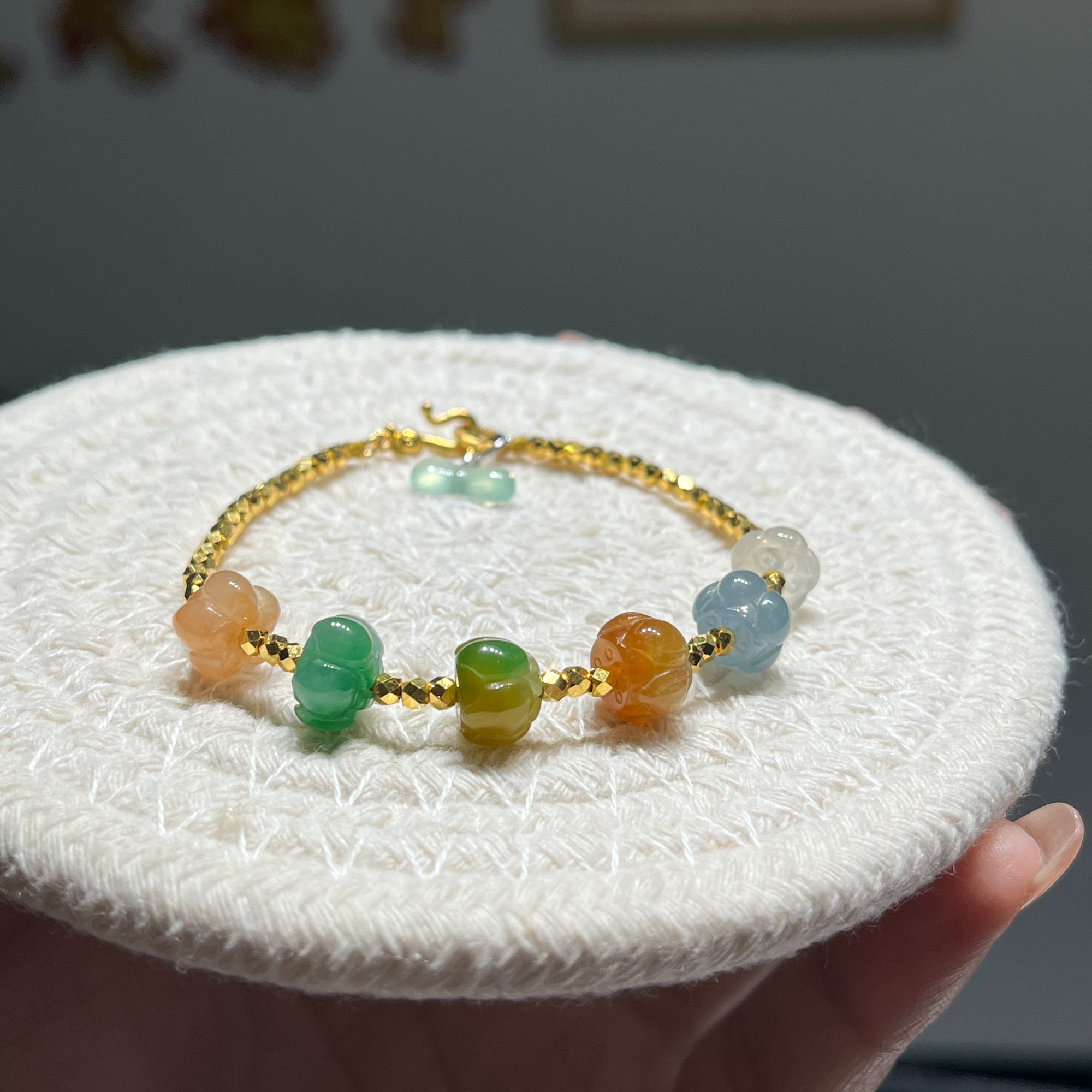 甜小姐珠宝天然缅甸A货翡翠冰种莲花珠子手链精美时尚