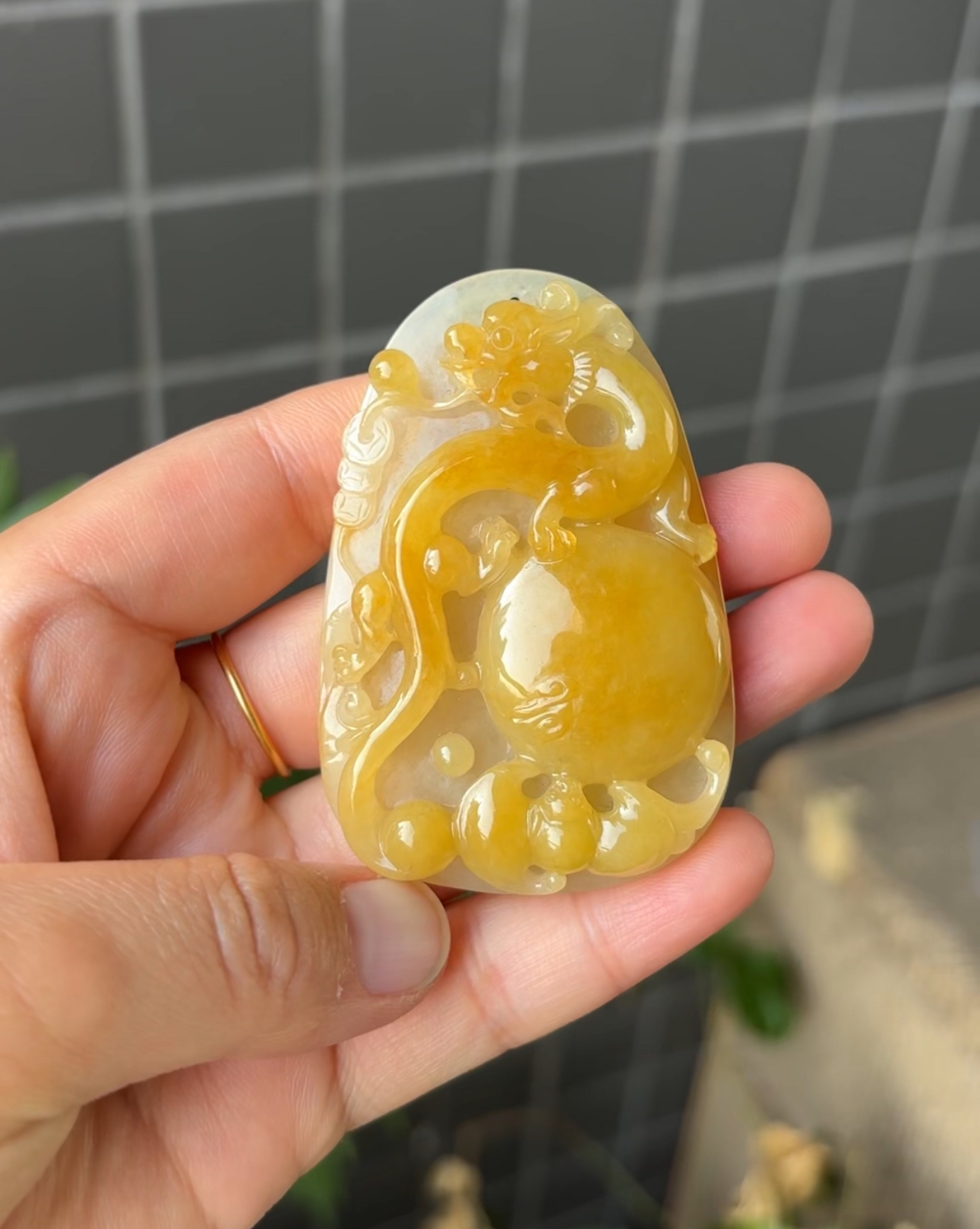 JJ（上新）鸡油黄龙牌翡翠a货挂件