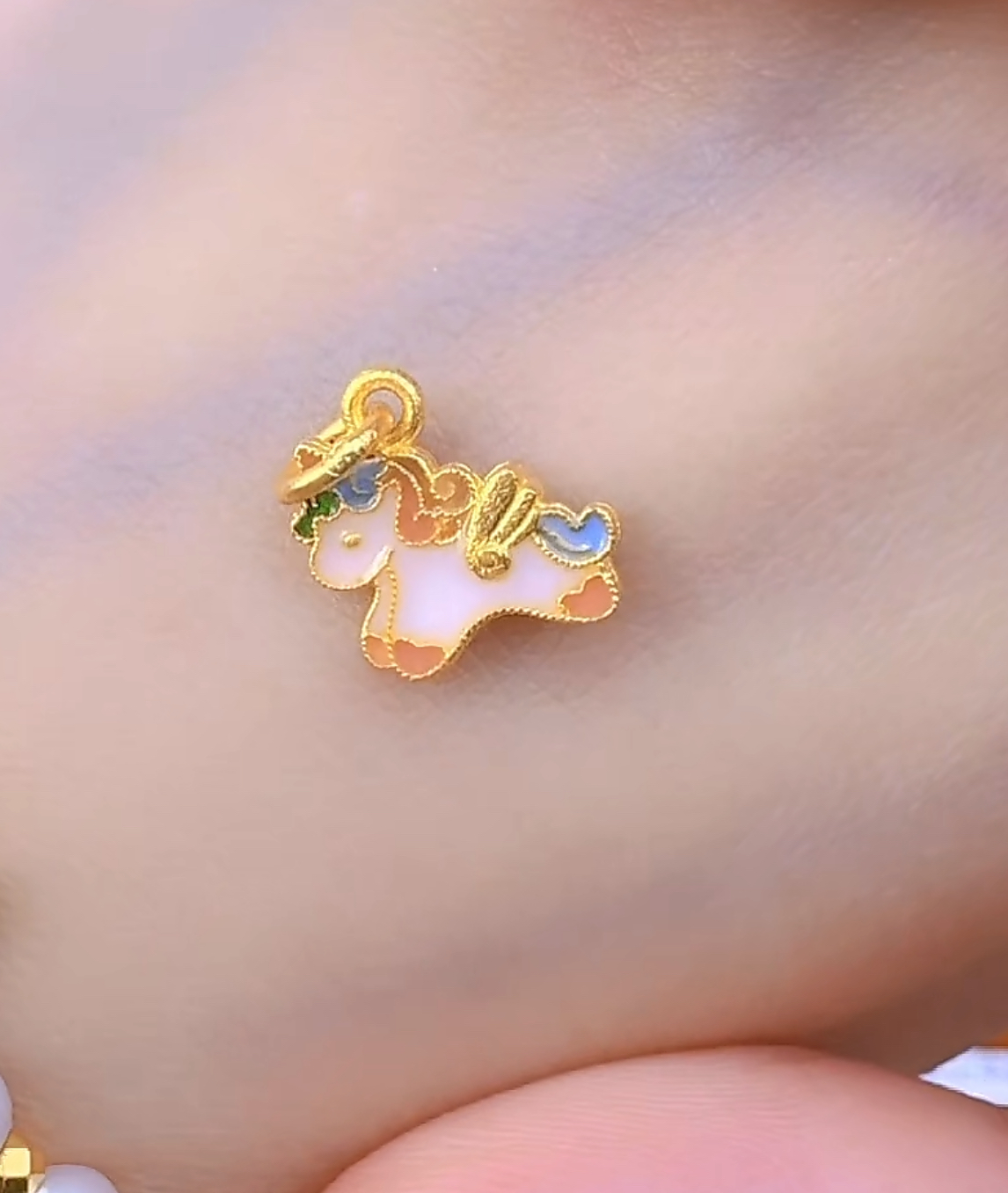 小独角兽 足金999  按克售卖