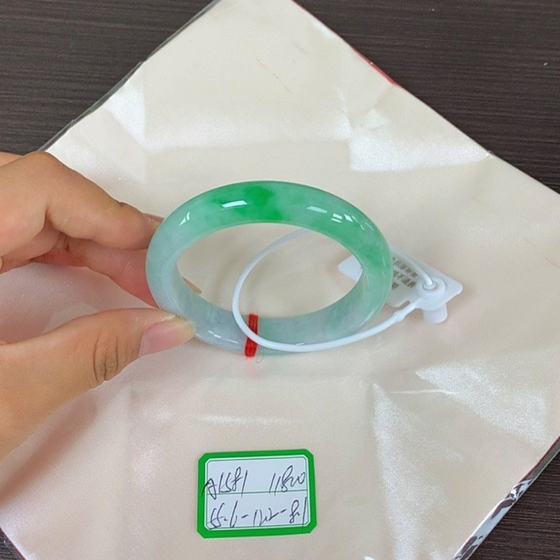 平洲珠宝天然缅甸翡翠A货A1581