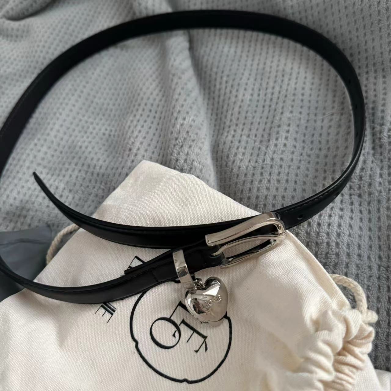 【NO退NO换】韩国东大门新款爱心腰带