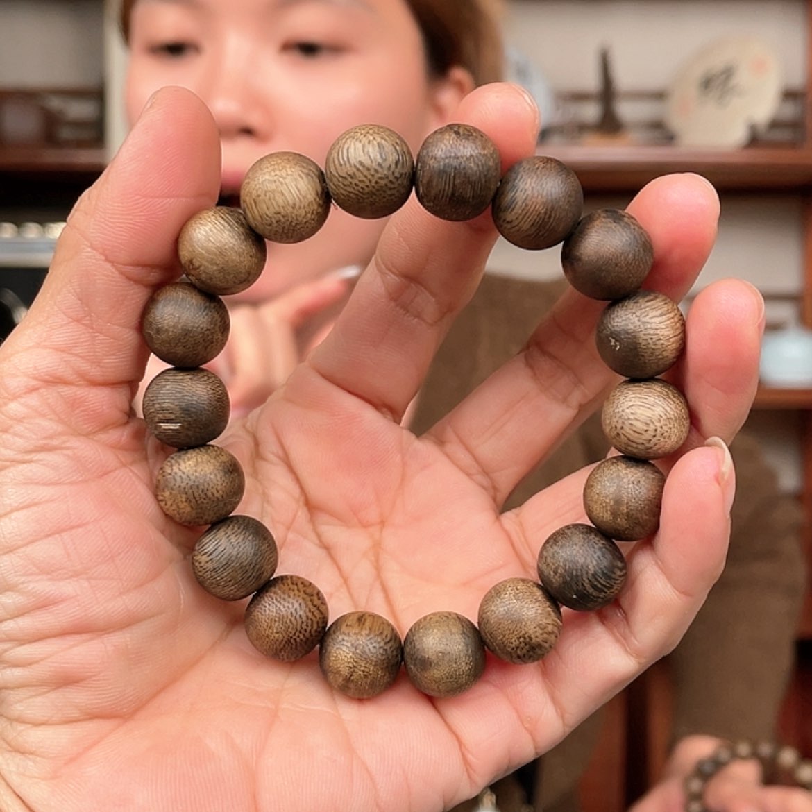 【闪购商品】沉香木手串沉香1.1单圈手串随机发货