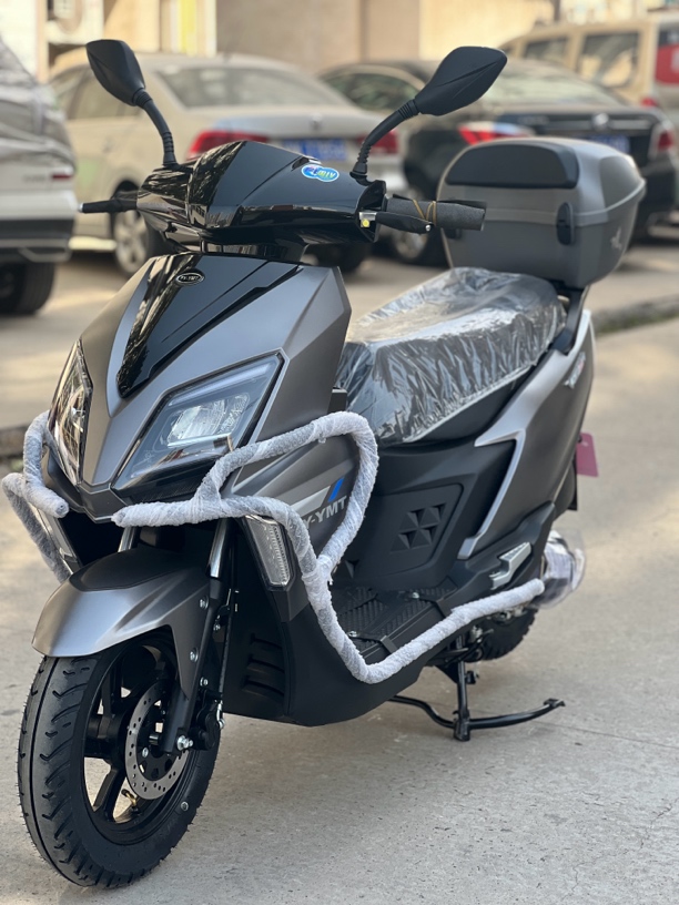 全新飞鹰摩托UY同款，新优雅