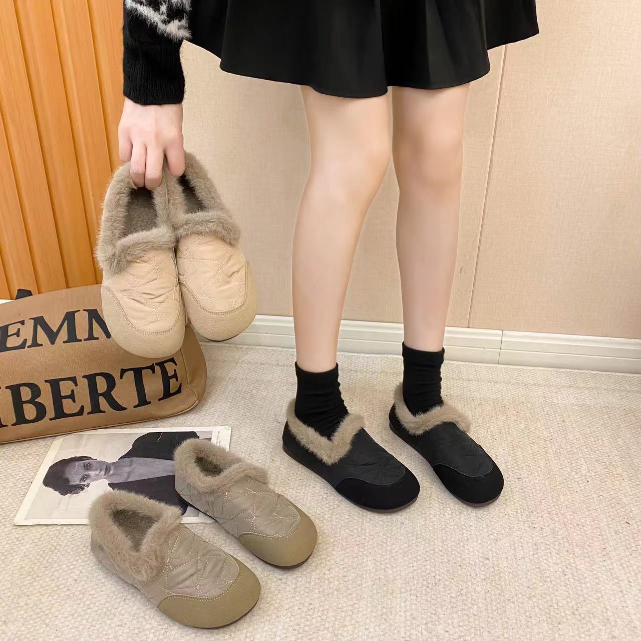  F-82冬季新款加绒软底软皮防滑平底妈妈鞋