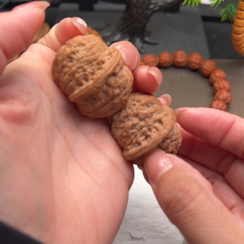 文玩核桃把件血麒麟37