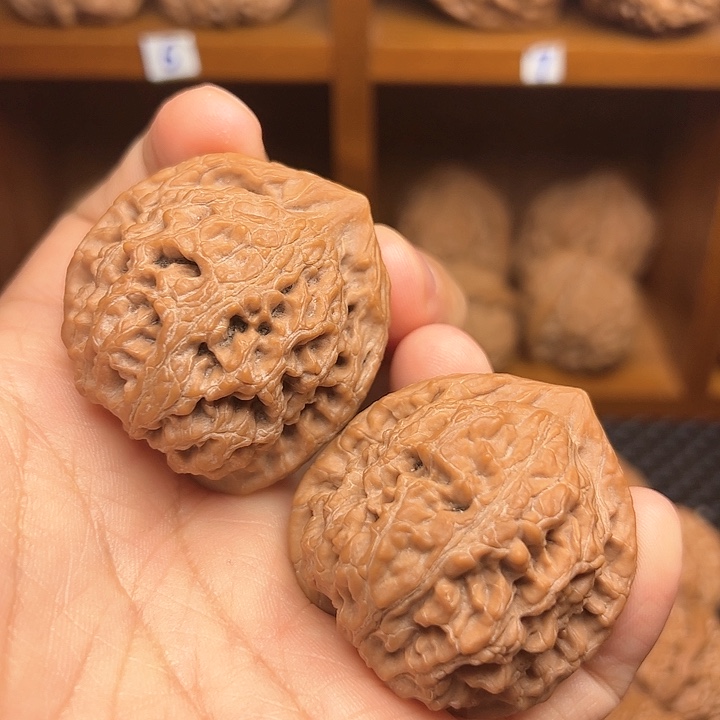 桃核吊坠41尺水龙纹