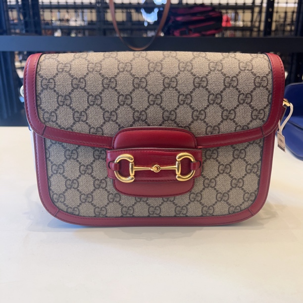 95新 GUCCI/古驰 GUCCI 古驰马蹄扣单肩包