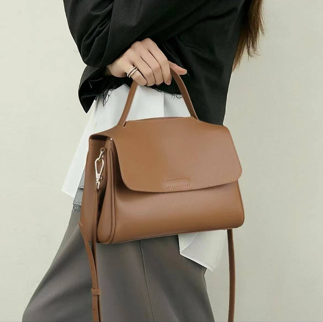 carryall女士精品包包-1