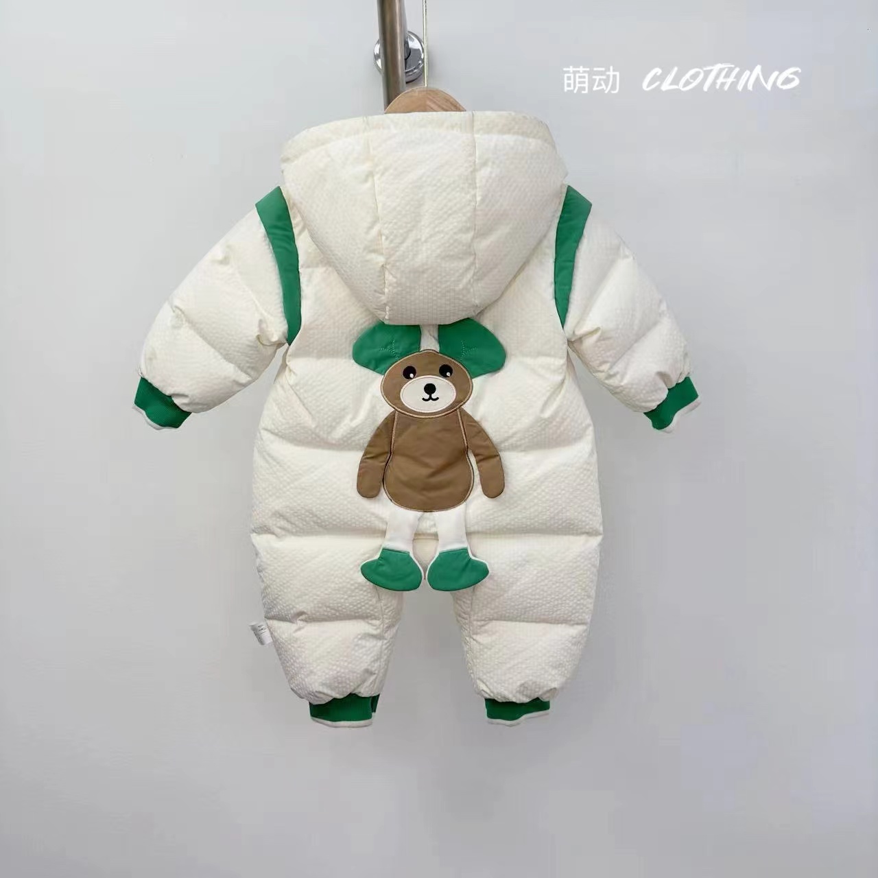 婴冬装加厚羽绒服宝宝连体衣加绒保暖连帽简洁可爱小熊哈衣681