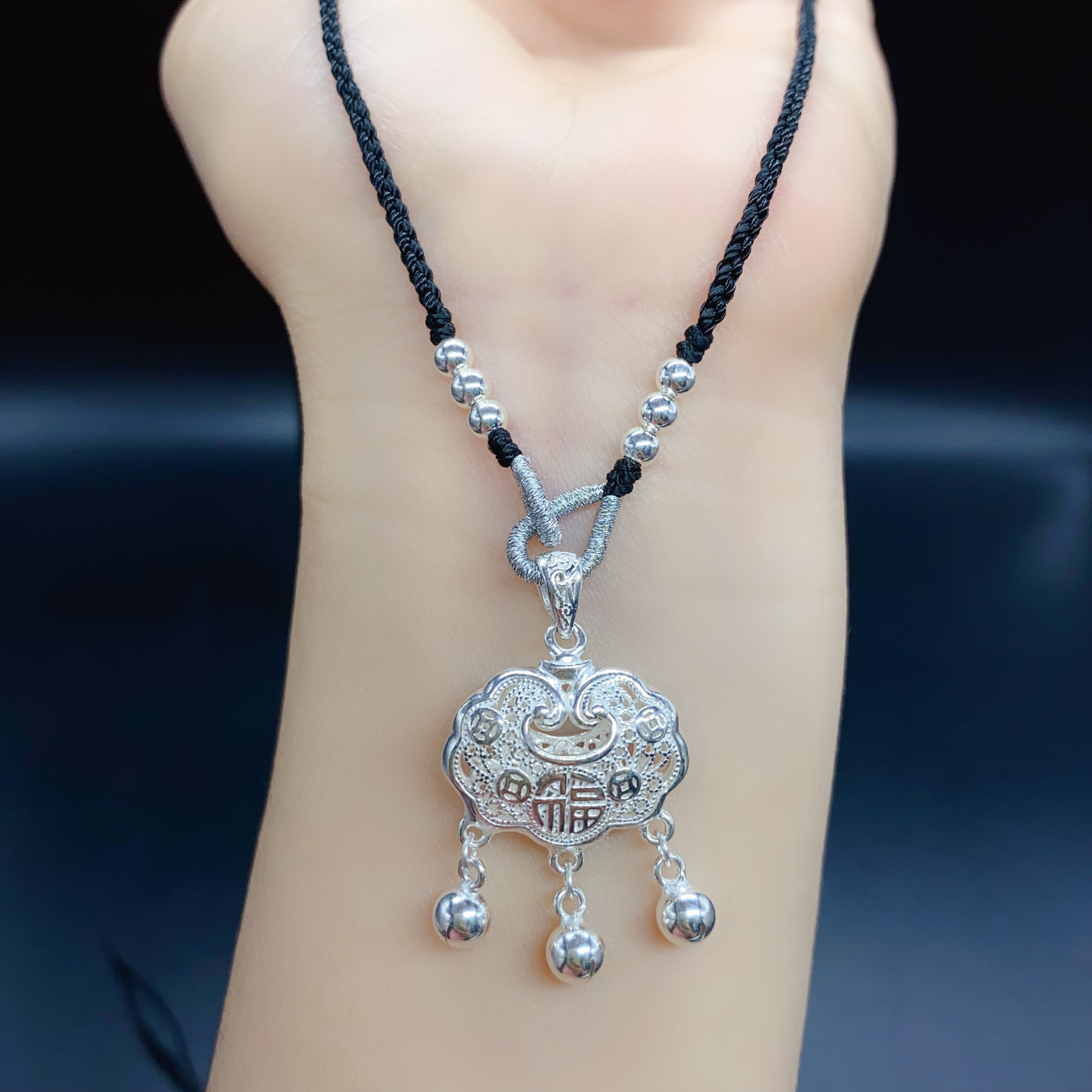 吊坠足银 足银999铃铛平安福锁项链锁骨链长命富贵锁编织黑绳原创