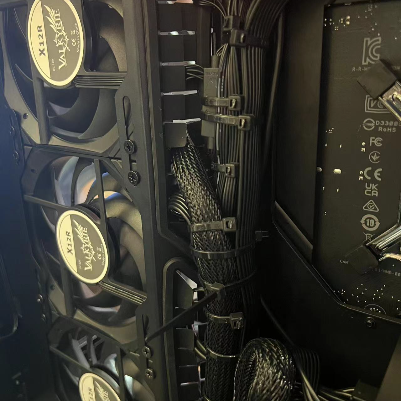 海景房机箱游戏经典优品 装机服务 发烧吃鸡轻奢黑色复古简约设计