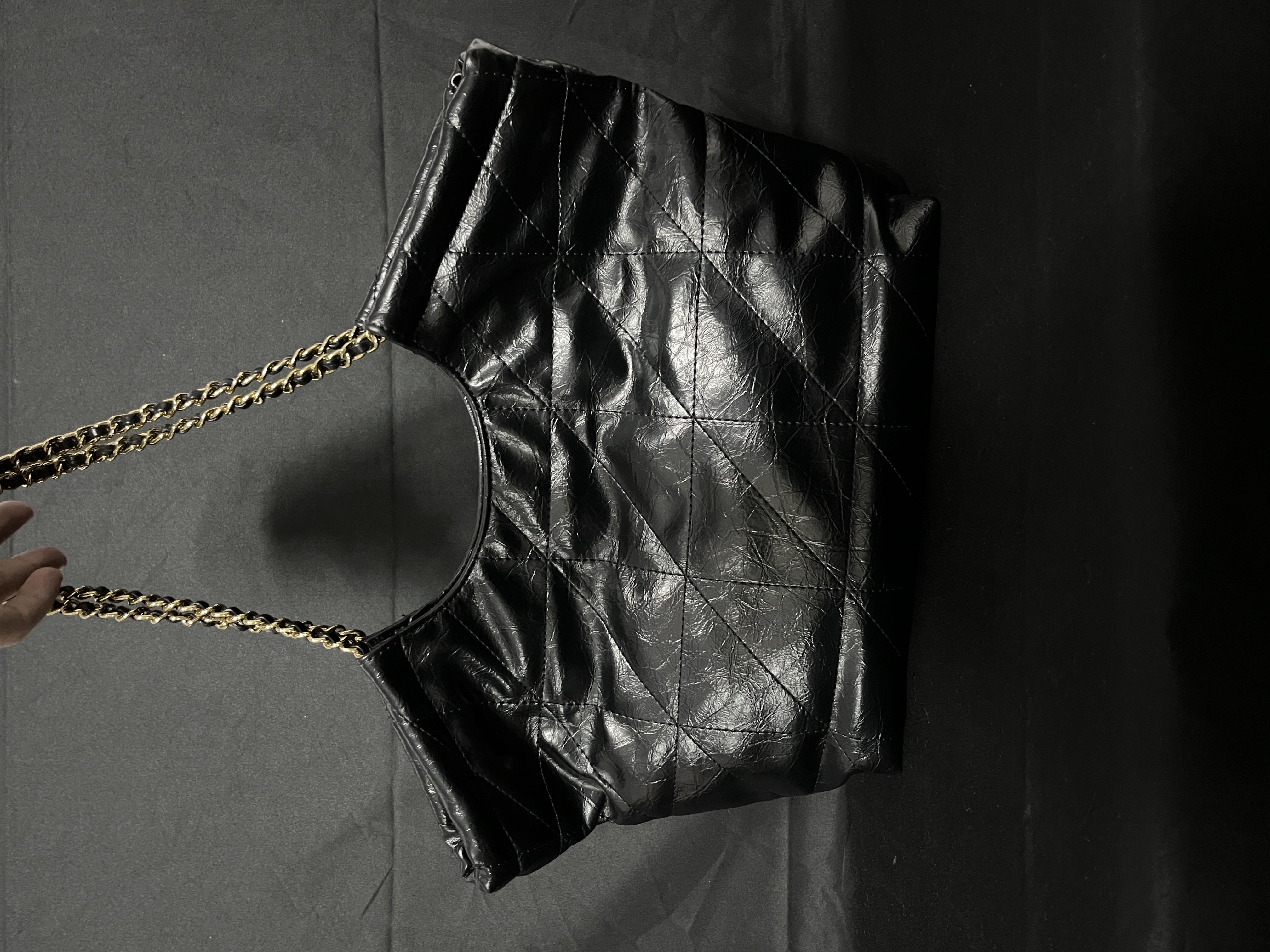 LQ-WITH-QUEEN真皮女包U裂纹单肩包黑色