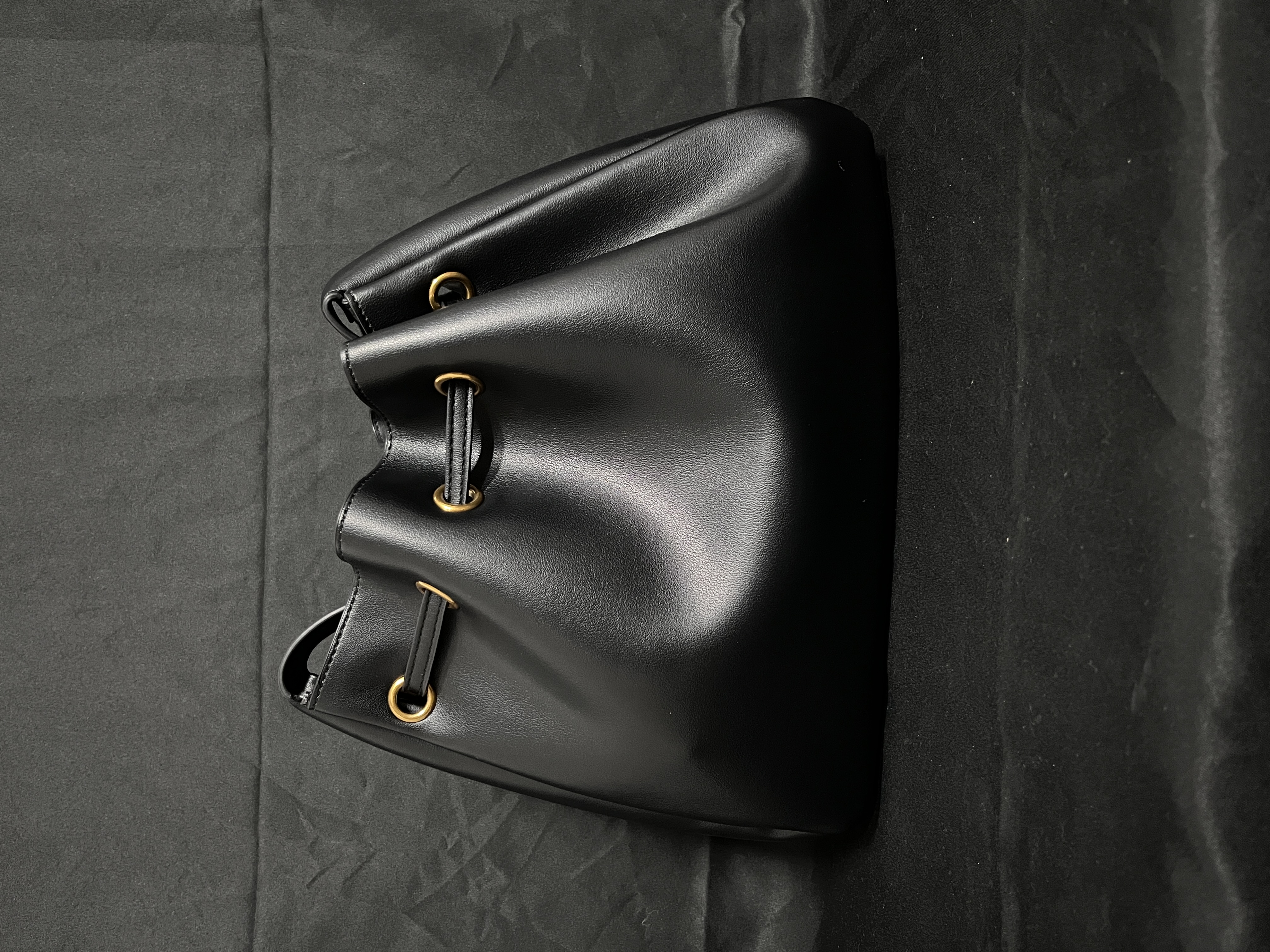 LQ-WITH-QUEEN真皮女包1桶托特黑色