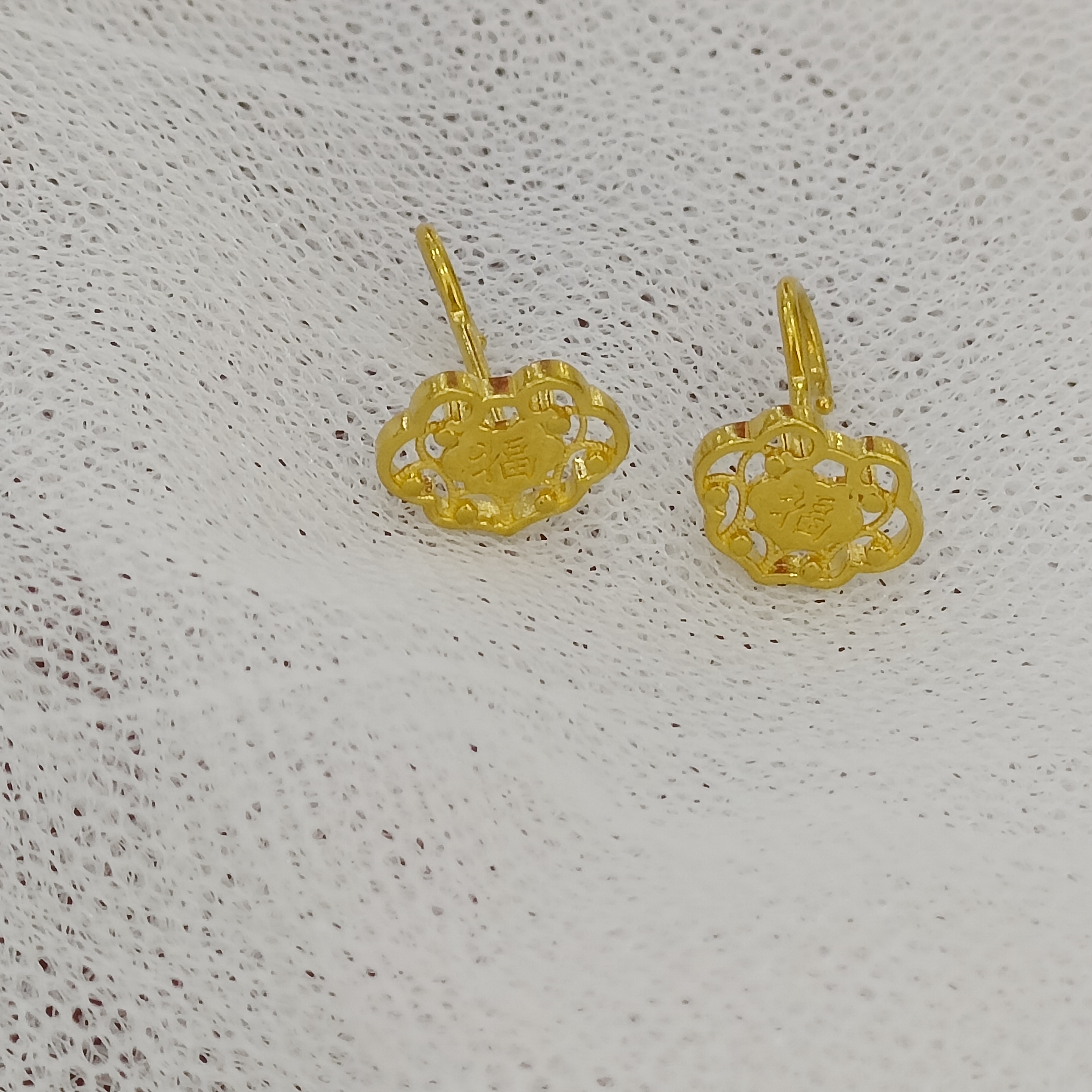 足金5G轻奢祥云耳饰