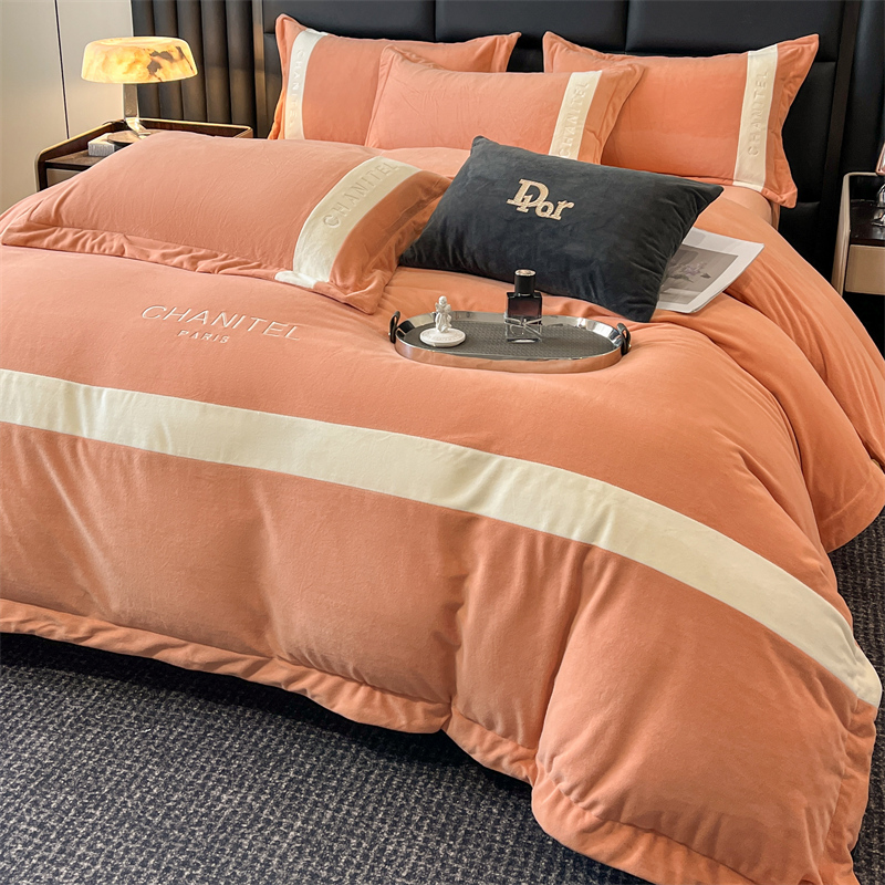 富安娜A类加厚冬季婴儿绒四件套牛奶绒保暖双面绒珊瑚绒刺绣被套