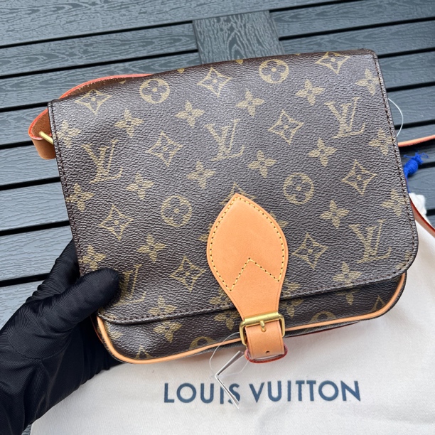 99新 LouisVuitton/路易威登 中号马鞍斜挎包 植糅换新