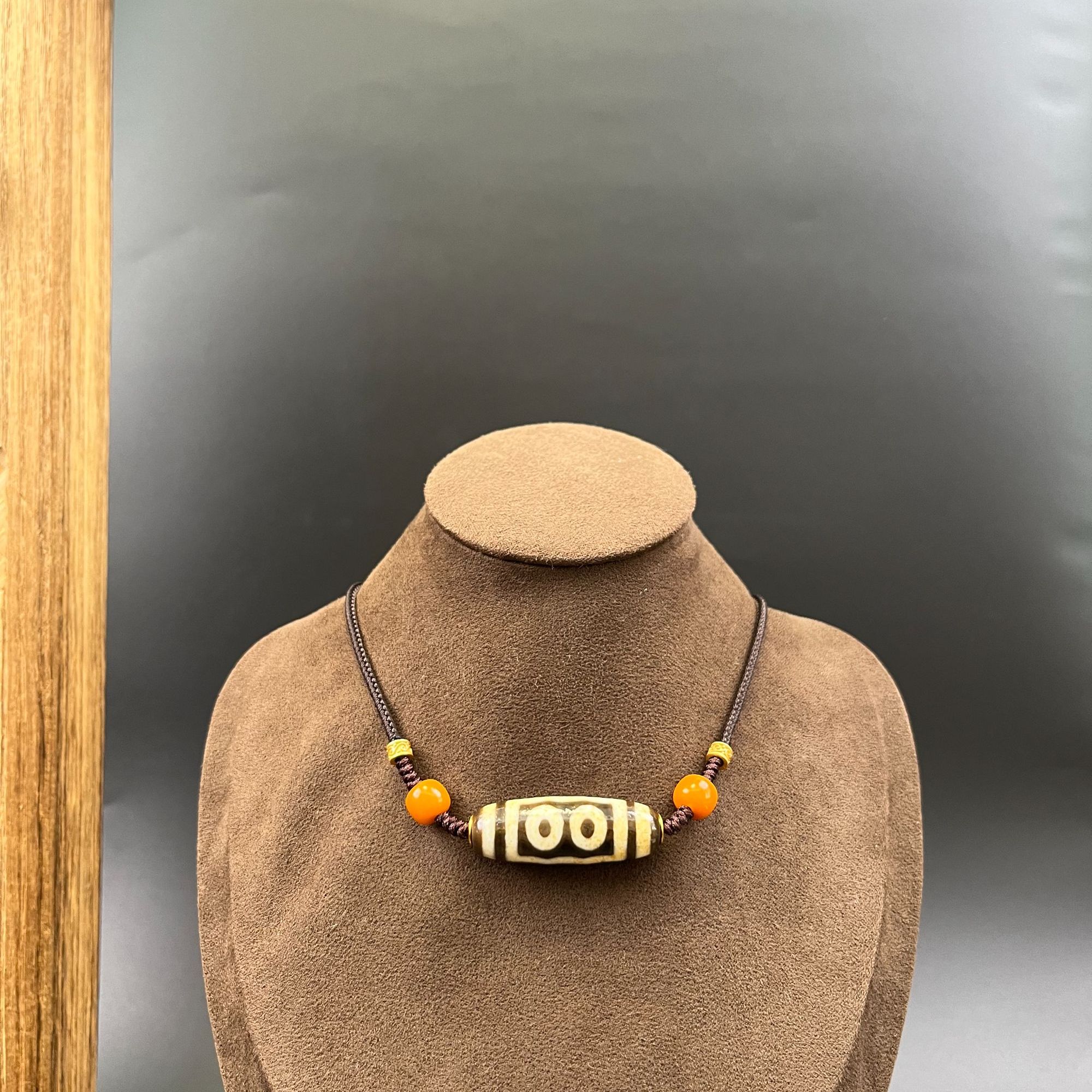 美泓精品老牙黄宝盖五眼颈饰颈链