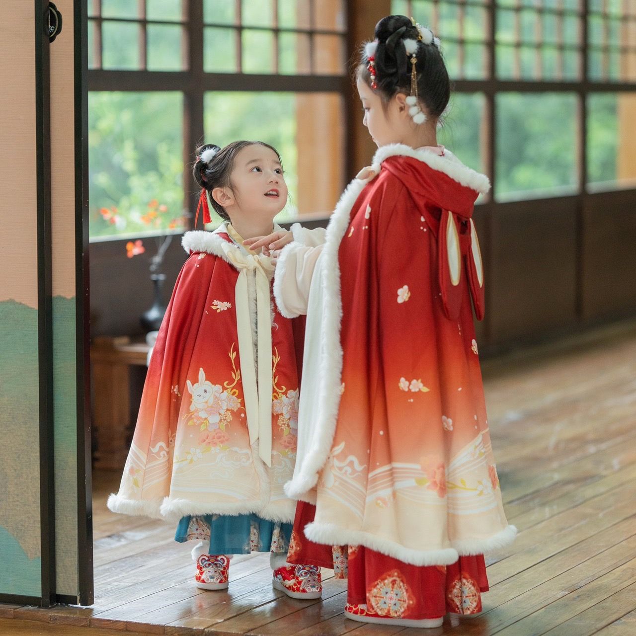 ,童装潮款Y女童披风斗篷儿童汉服秋冬加厚加绒中国风古风红色外出