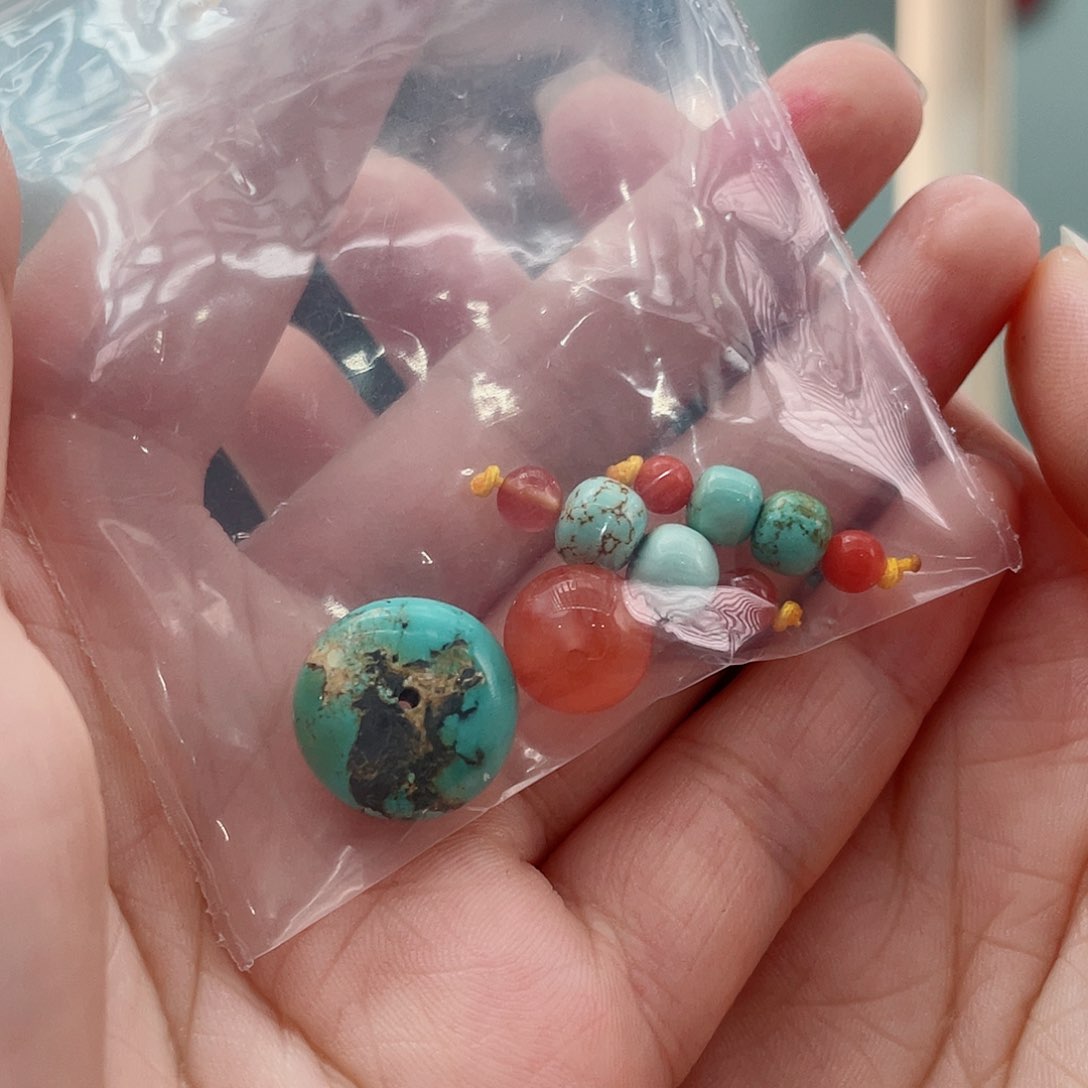 南红玛瑙颈饰未镶嵌