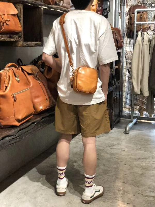 制道时尚百搭夏季小众复古男士牛皮斜挎包单肩手工大容量休闲小包