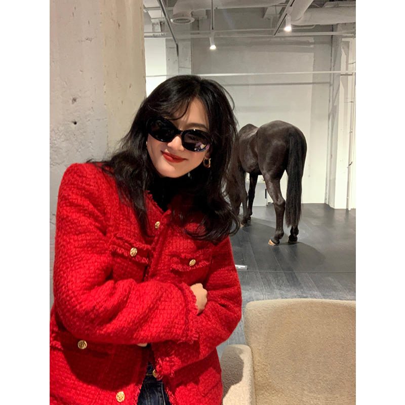 落落狷介红色毛呢外套女高级感冬装小个子2021年新款短款呢子上衣