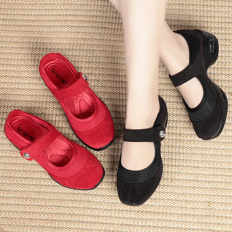 跑步运动布鞋女气垫透气网面健步中老年妈妈鞋软底防滑坡跟舞蹈鞋