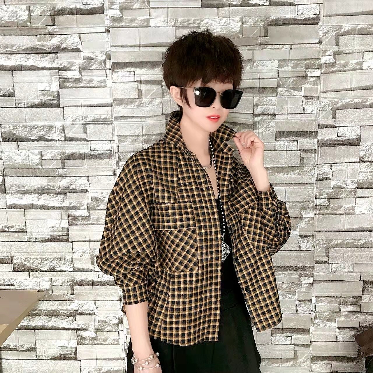 女士春秋休闲宽松格子衬衫