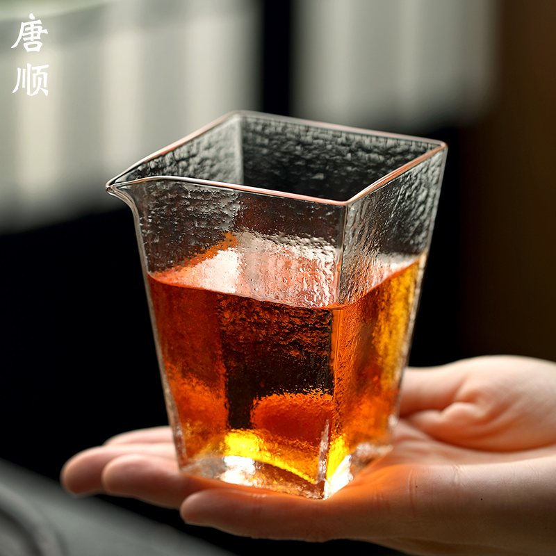 四方锤纹耐热冰纹玻璃公道杯竖纹分茶器大号日式家用创意方形茶海