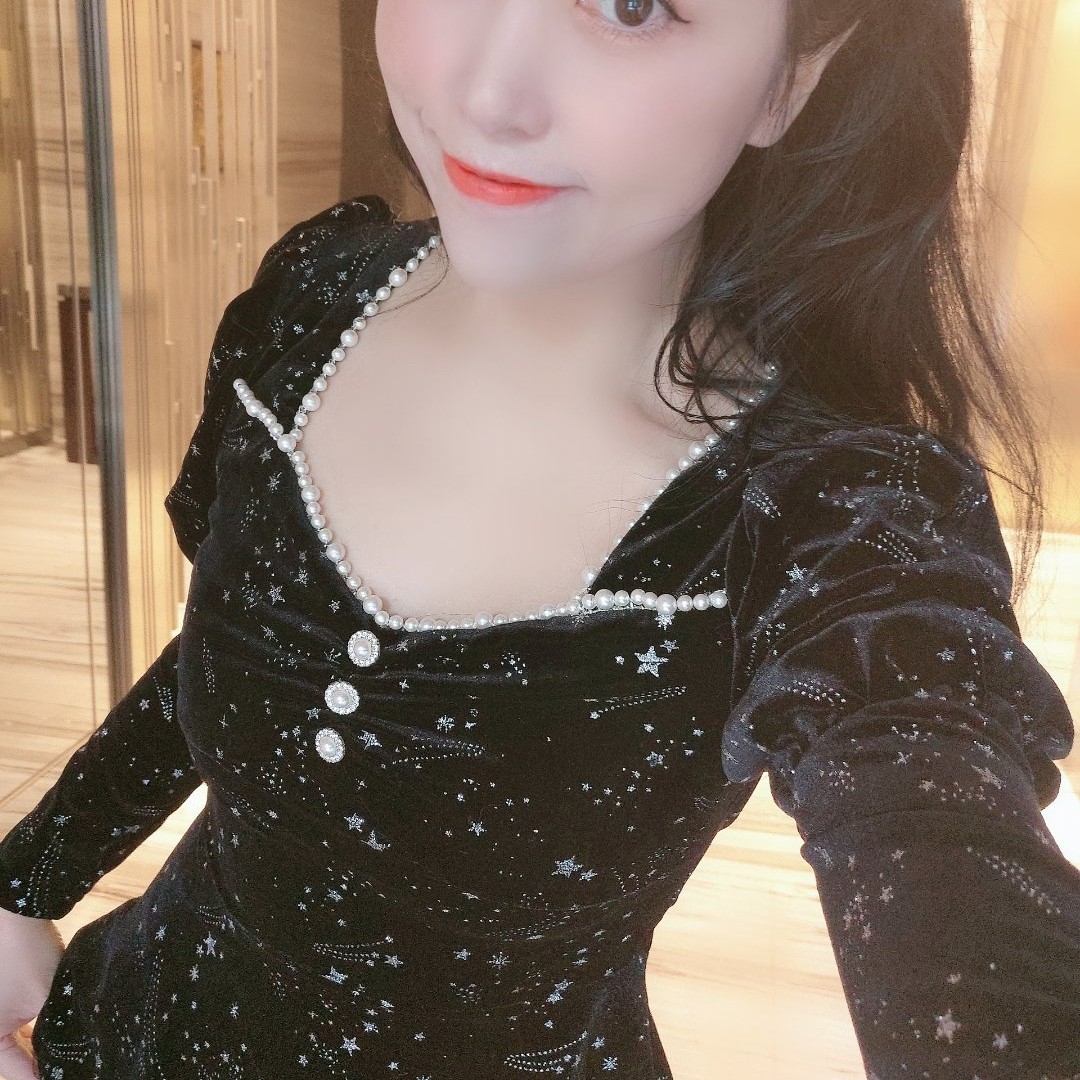 YDNalways君子原创轻奢设计款气质显瘦时尚中长款璀璨星空上衣